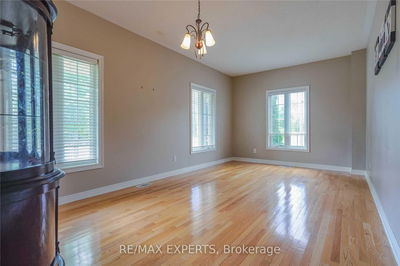 33 Saltspring Dr, Markham - Greensborough image-0-3