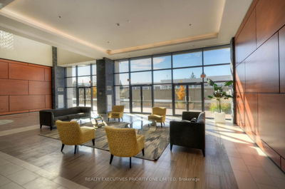 Unit 514 — 24 Woodstream Blvd, Vaughan - Vaughan Grove image-0-4