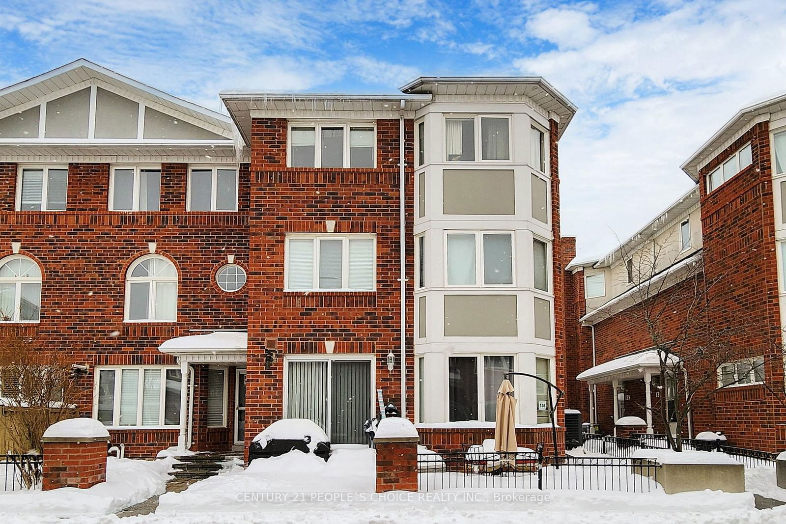 Townhouse for sale at 136-18 Clark Avenue, Vaughan, Crestwood-Springfarm-Yorkhill, L4J 8H1 - MLS: N11976829