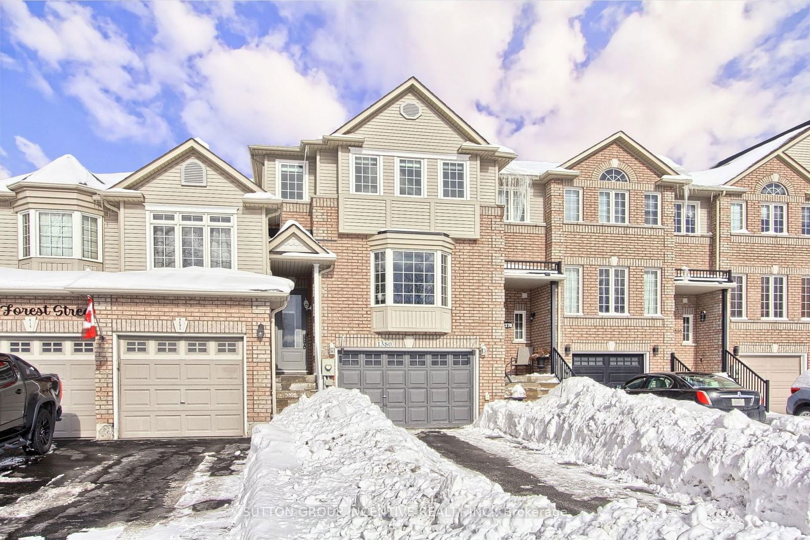 Townhouse for sale at 1380 Forest Street, Innisfil, Alcona, L9S 4Y4 - MLS: N11976927