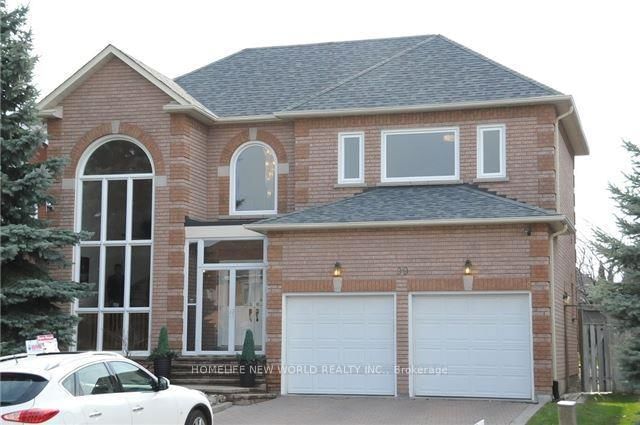 Detached House for sale at 99 Clarendon Drive, Richmond Hill, Bayview Hill, L4B 3W5 - MLS: N11976929