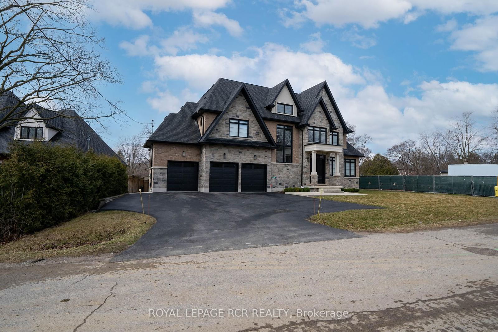 Detached House for lease at 64 Elizabeth Drive, King, Nobleton, L0G 1N0 - MLS: N11977039