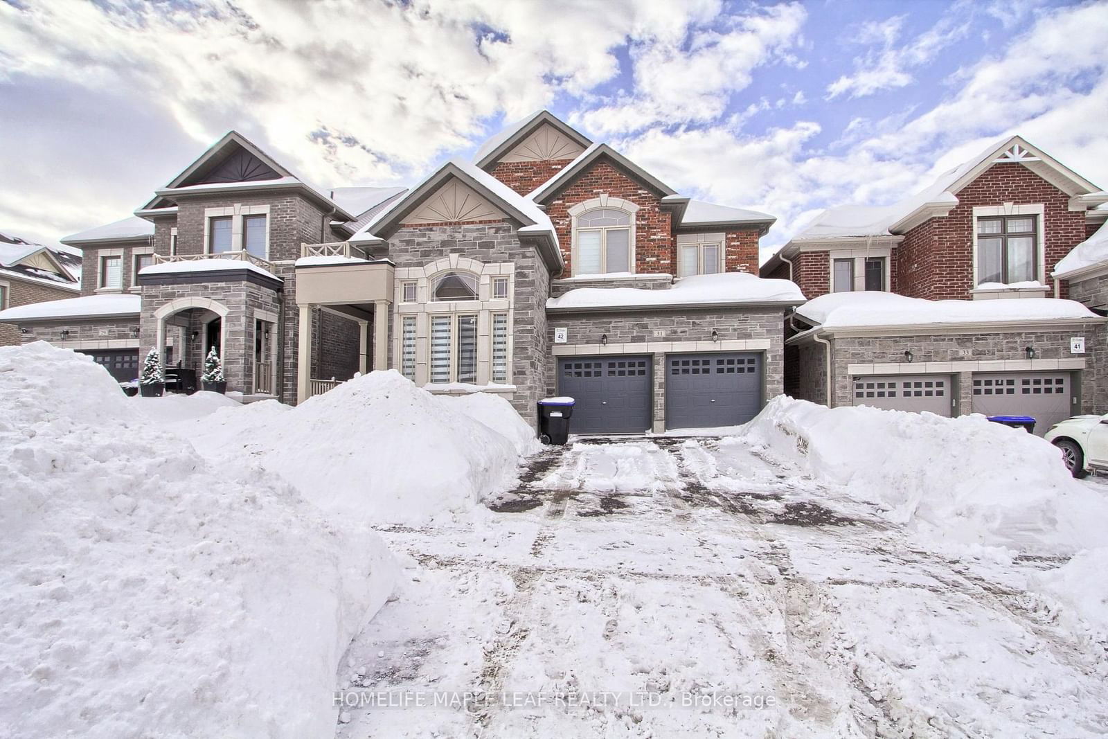 Detached House for sale at 31 Janes Crescent, New Tecumseth, Rural New Tecumseth, L9R 0V9 - MLS: N11977666