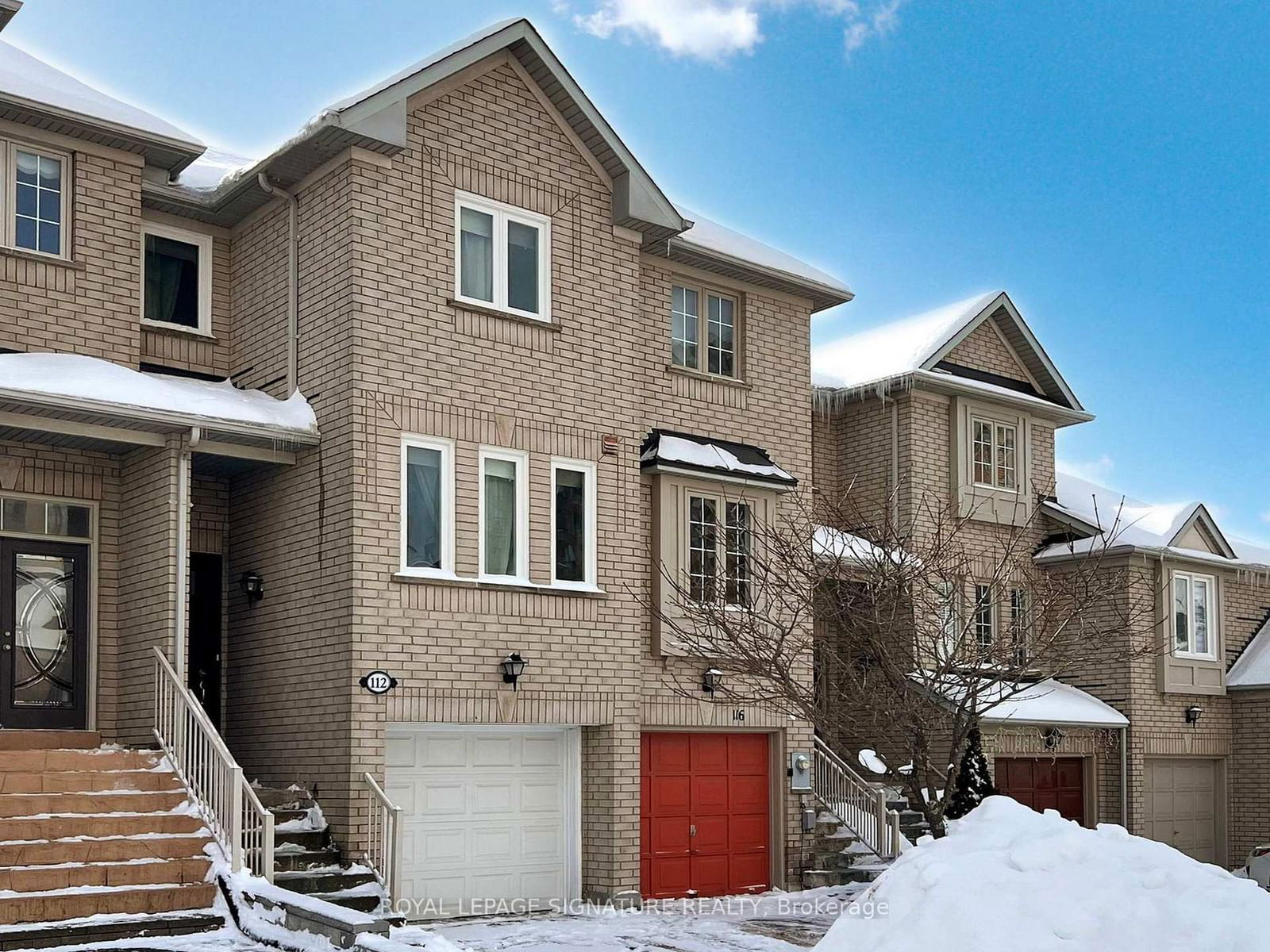 Townhouse for sale at 112 Coburg Crescent, Richmond Hill, Langstaff, L4B 4E4 - MLS: N11977676