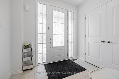 102 Kentledge Ave, East Gwillimbury - Holland Landing image-0-2