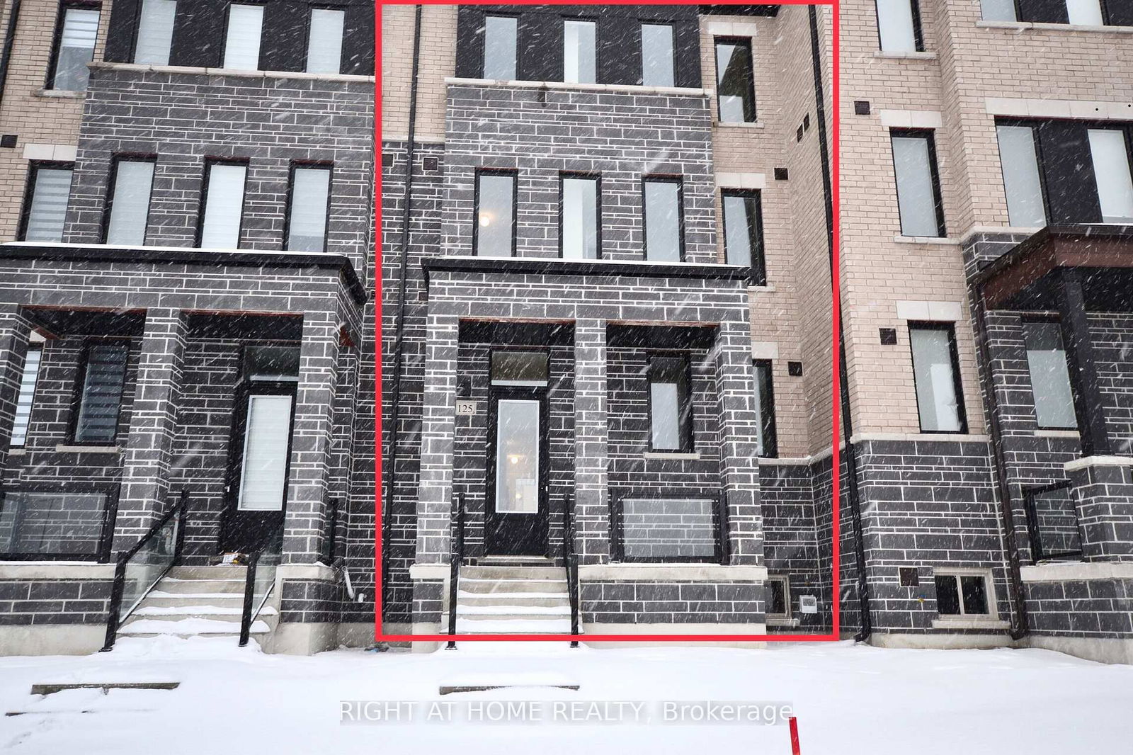 Townhouse for lease at 125 Tennant Circle, Vaughan, Vellore Village, L4H 5L5 - MLS: N11977829