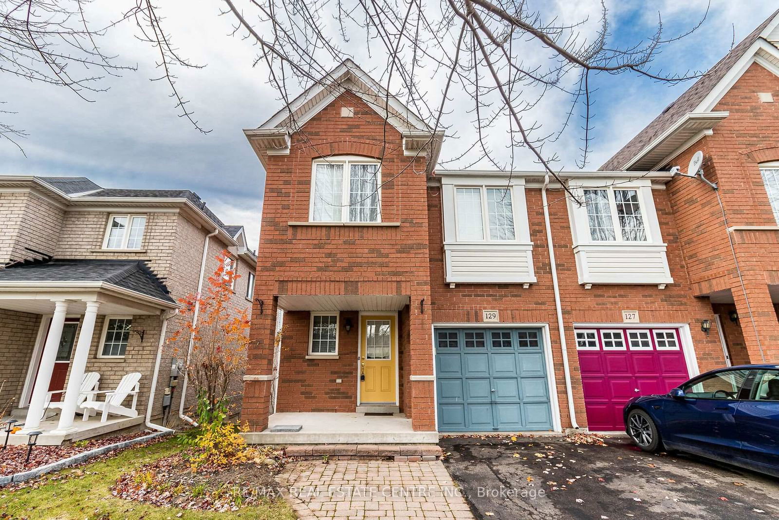 Townhouse for sale at 129 Hartford Crescent, Newmarket, Summerhill Estates, L3X 2Z4 - MLS: N11978527