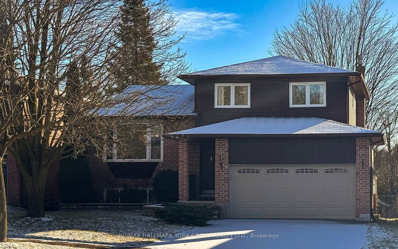 7 Beckett Ave, East Gwillimbury - Holland Landing image-0-0