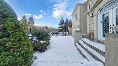 31 Boake Tr, Richmond Hill - Bayview Hill image-0-1