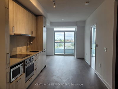 Unit 815 — 60 Honeycrisp Cres, Vaughan - Vaughan Corporate Centre image-0-3