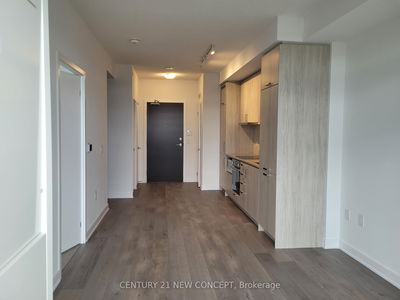Unit 815 — 60 Honeycrisp Cres, Vaughan - Vaughan Corporate Centre image-0-4