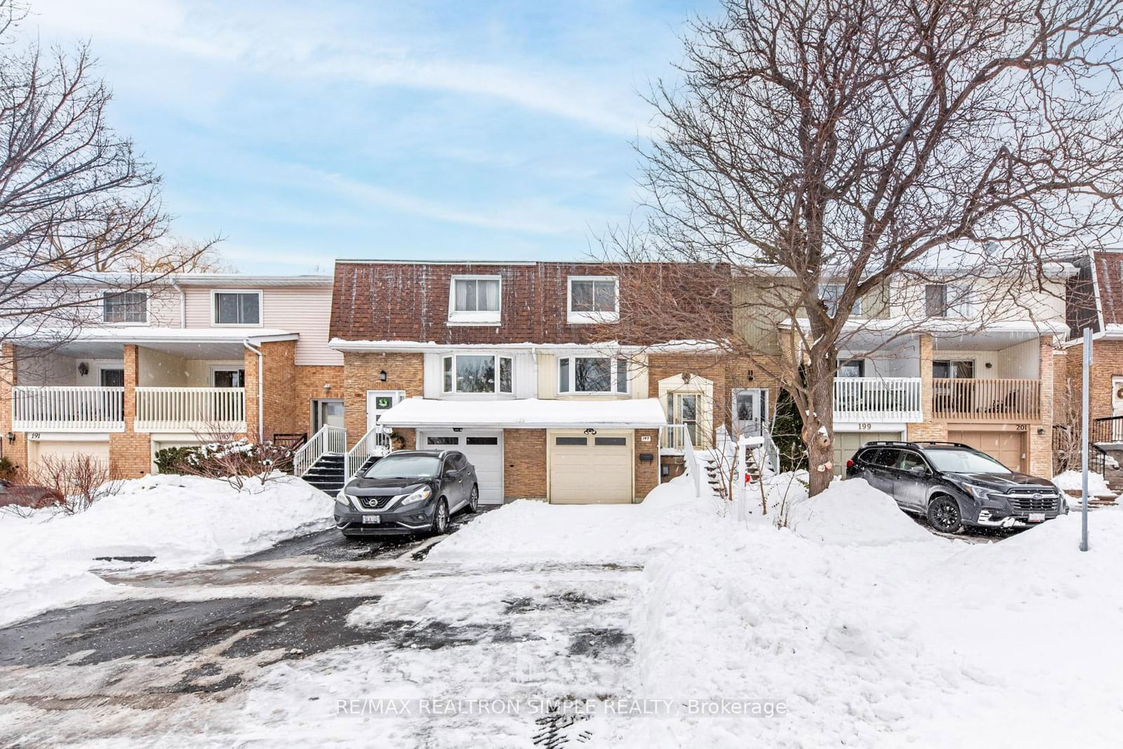 Townhouse for sale at 197 Tamarack Drive, Markham, Aileen-Willowbrook, L3T 4X3 - MLS: N11979411