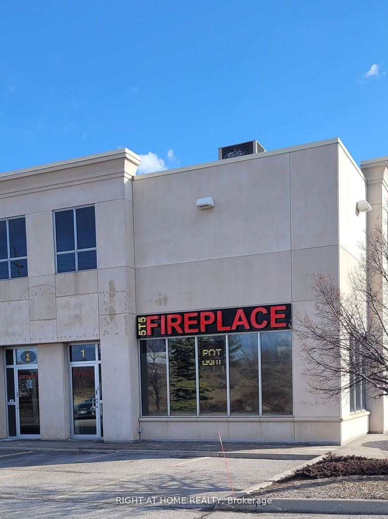 1 - 16945 Leslie St N, Newmarket, L3Y 8K7 | Image 2