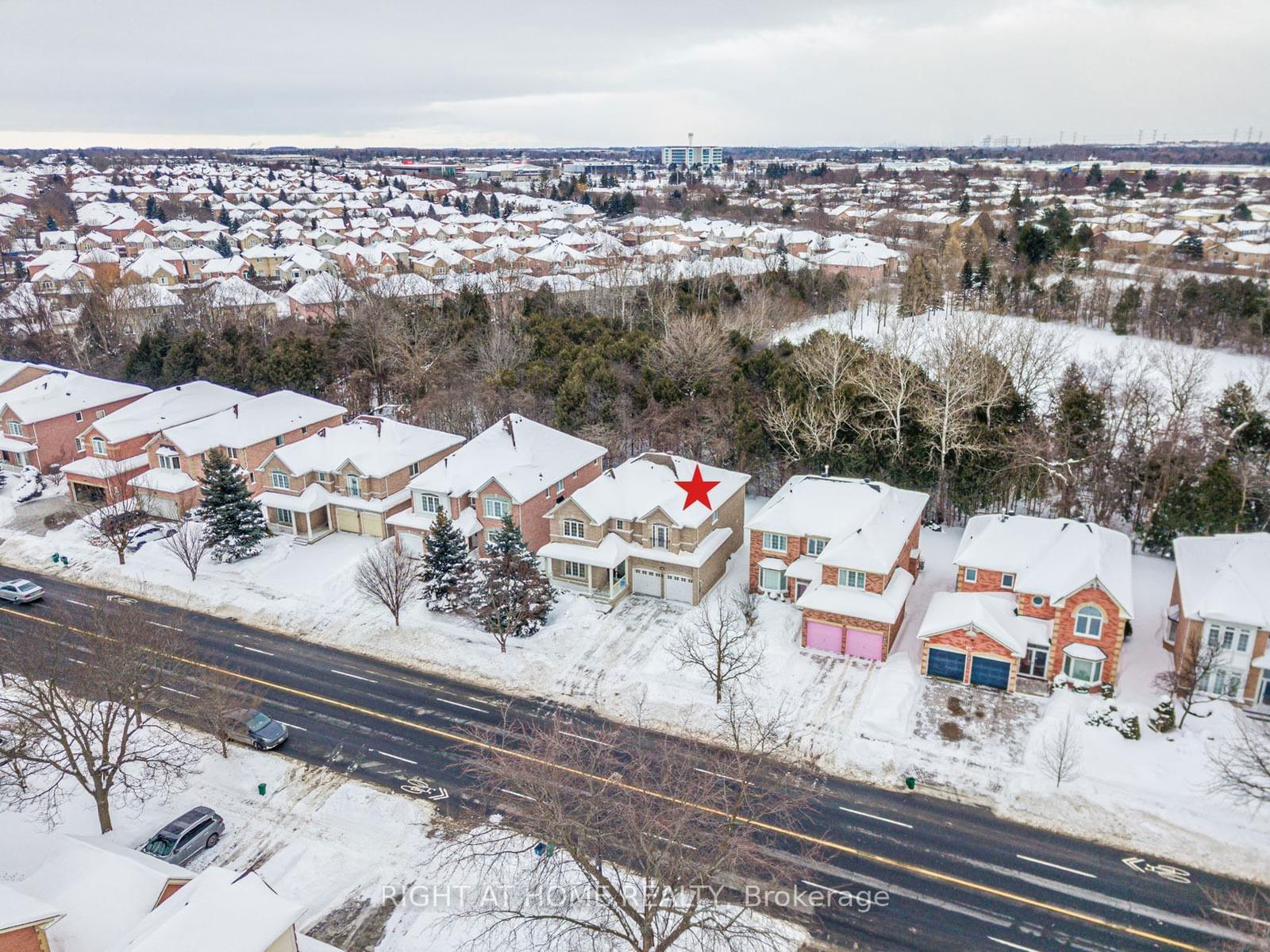 Detached House for sale at 609 Carlton Road, Markham, Markville, L3P 7R6 - MLS: N11979780