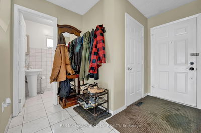 89 Daniele Ave, New Tecumseth - Beeton image-0-4