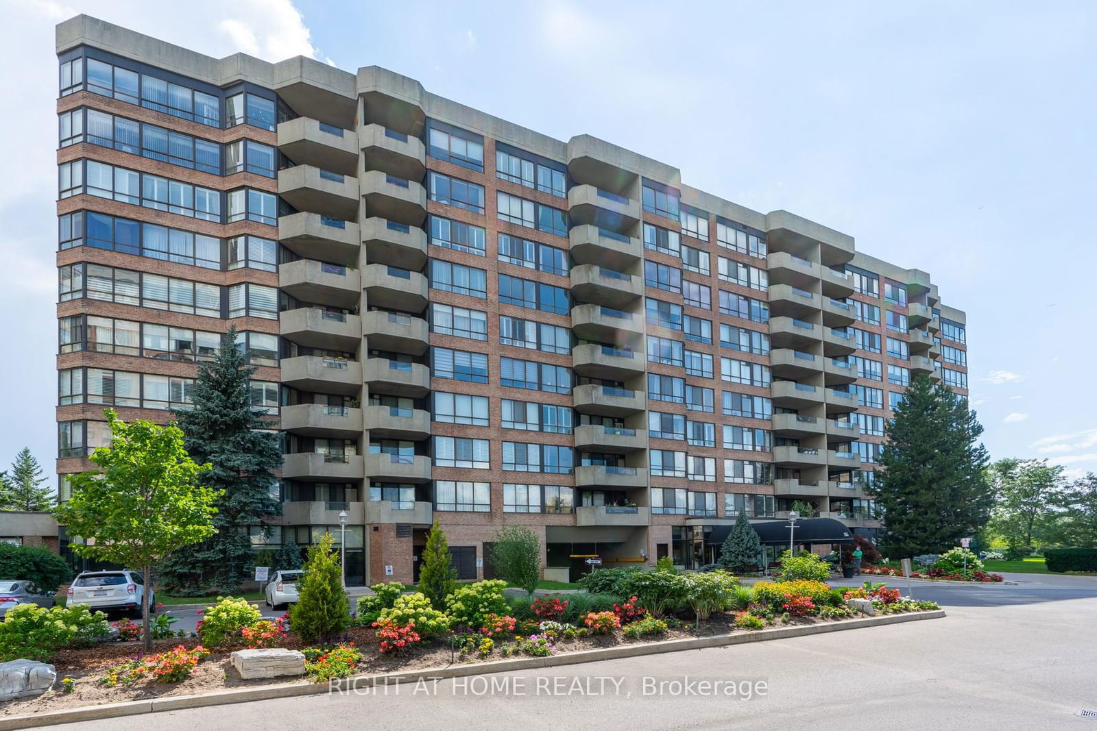 Condo sold at PH6-55 Austin Drive, Markham, Markville, L3R 8H5 - MLS: N11980021