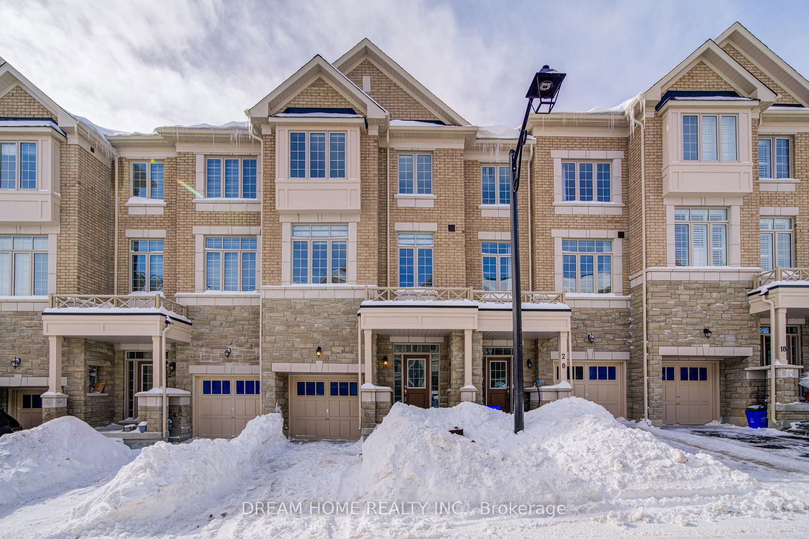 Townhouse for sale at 22 Thomas Hope Lane, Markham, Cedarwood, L3S 0E9 - MLS: N11980259