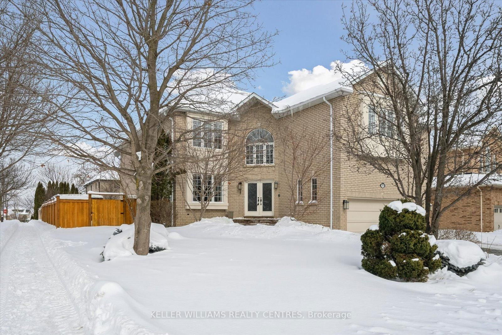 Detached House for sale at 135 Sanibel Crescent, Vaughan, Uplands, L4J 8K7 - MLS: N11980304