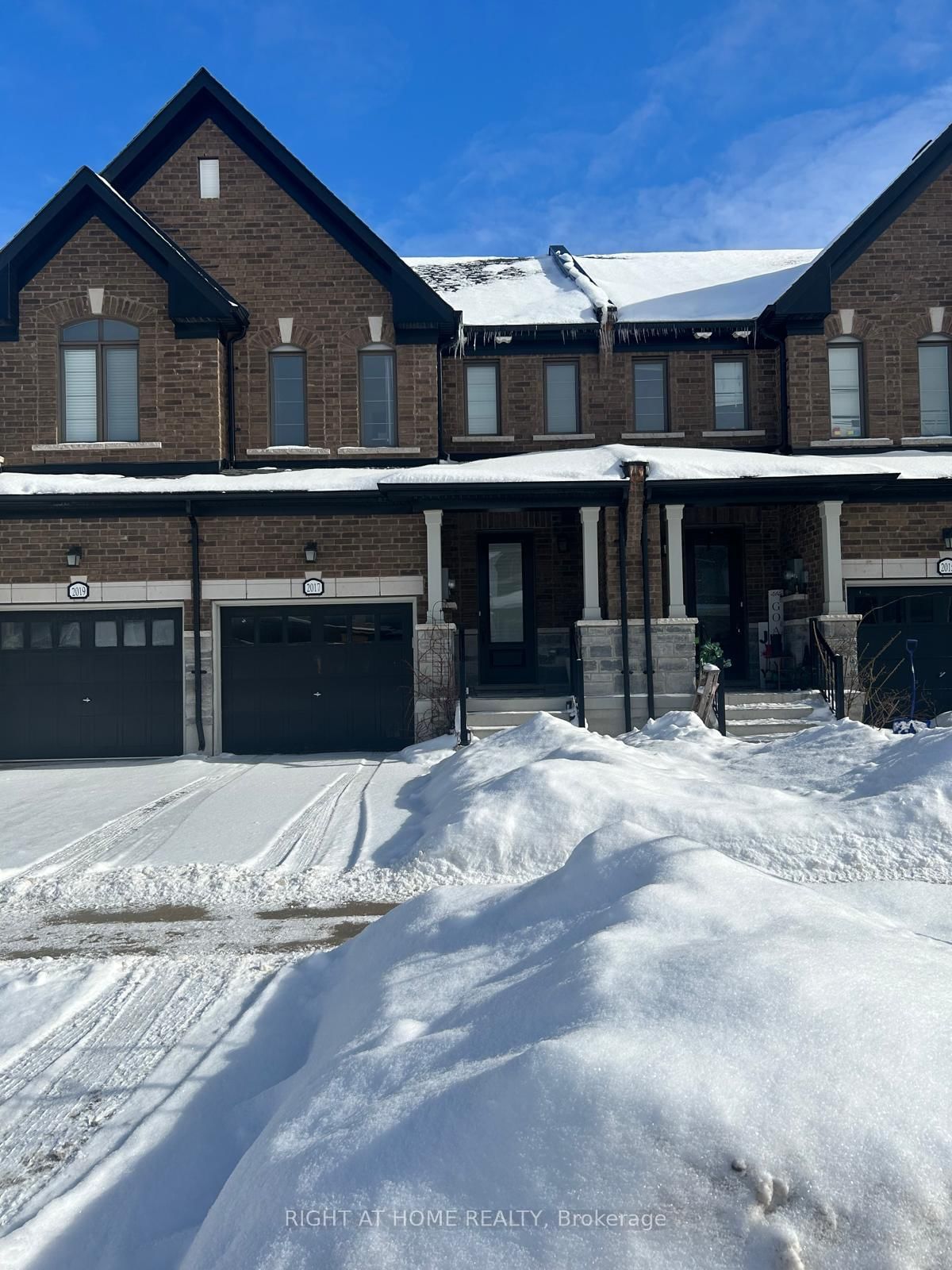 Townhouse for sale at 2017 MULLEN Street, Innisfil, Alcona, L9S 0J8 - MLS: N11980611