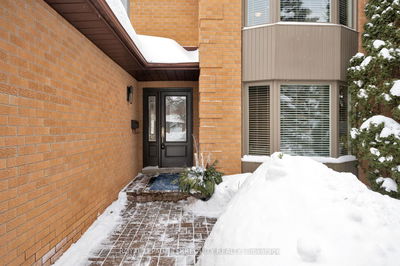 30 Owls Foot Cres, Aurora - Aurora Highlands image-0-1