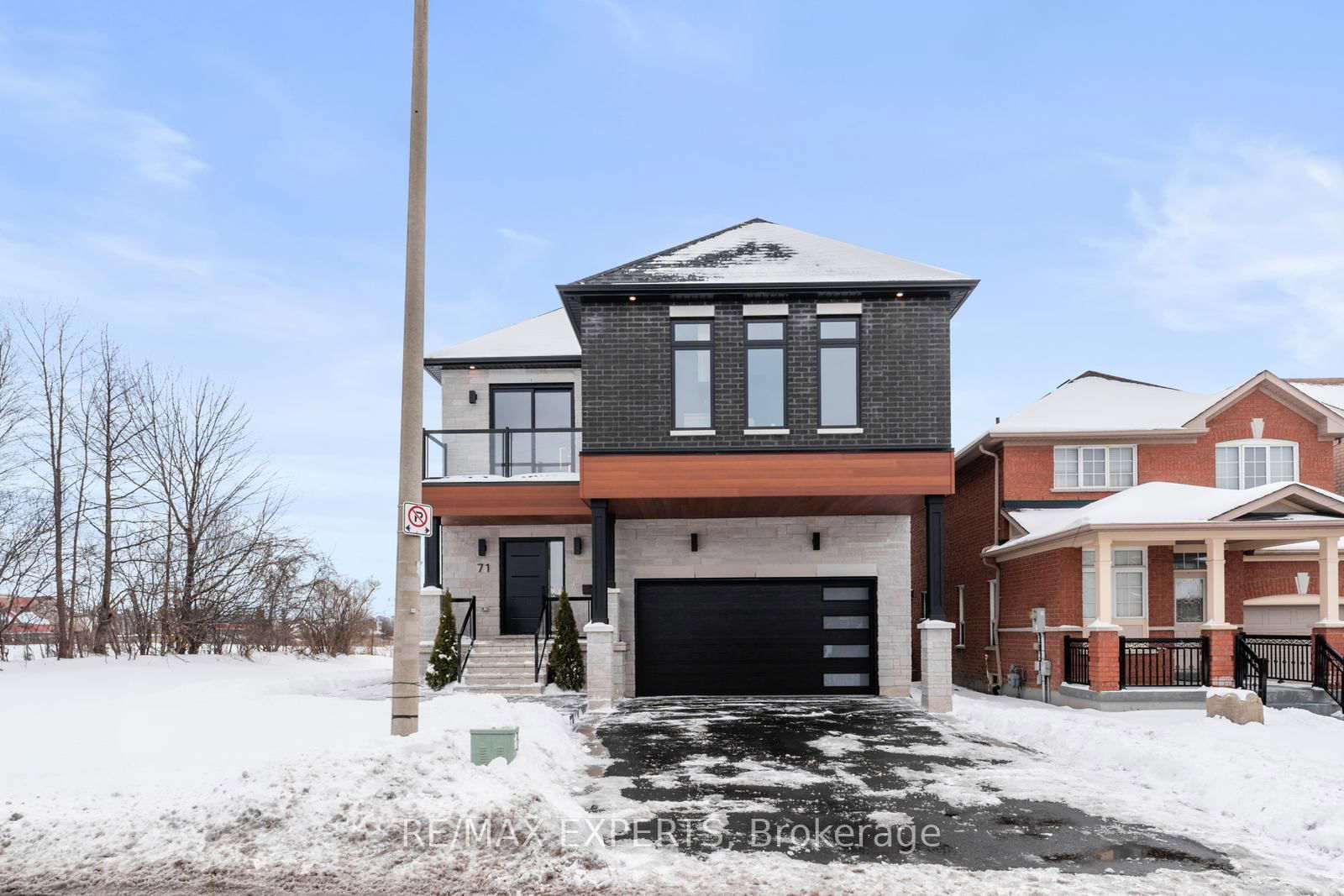 Detached House sold at 71 Hawkview Boulevard, Vaughan, Vellore Village, L4H 2E2 - MLS: N11981068