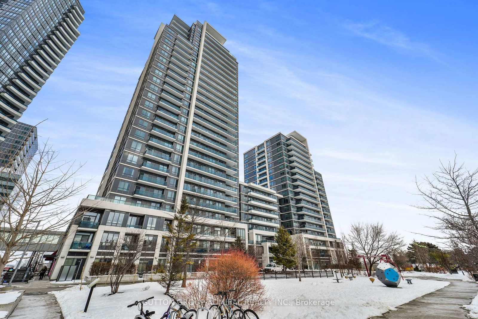 Condo for sale at 1415-7165 Yonge Street, Markham, Grandview, L3T 0C9 - MLS: N11981397