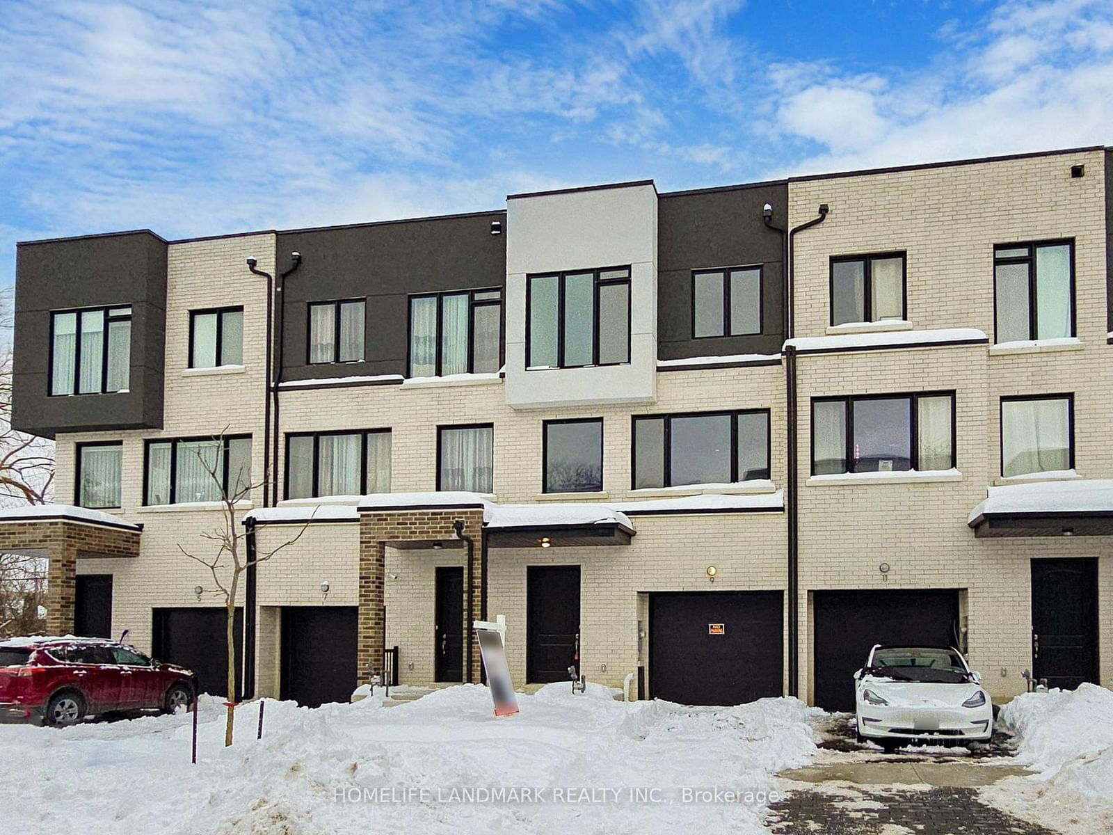 Townhouse for sale at 9 Persica Street, Richmond Hill, Oak Ridges, L4E 1L3 - MLS: N11981844