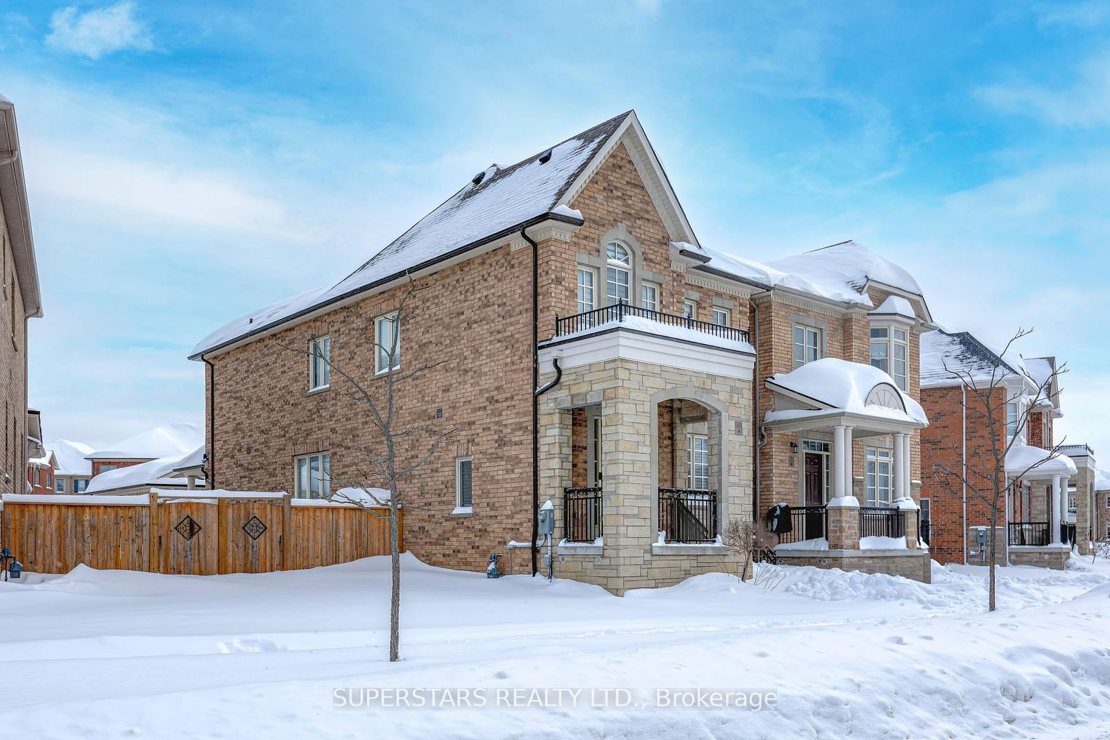 Detached House for sale at 168 Paradelle Drive, Richmond Hill, Oak Ridges Lake Wilcox, L4E 1E7 - MLS: N11982013