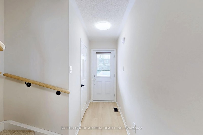 32 Kelso Cres, Vaughan, L6A 2C7 | Image 2