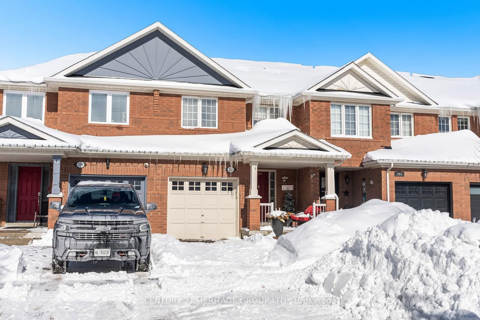 Townhouse for sale at 281 Penndutch Circle, Whitchurch-Stouffville, Stouffville, L4A 0P1 - MLS: N11982264