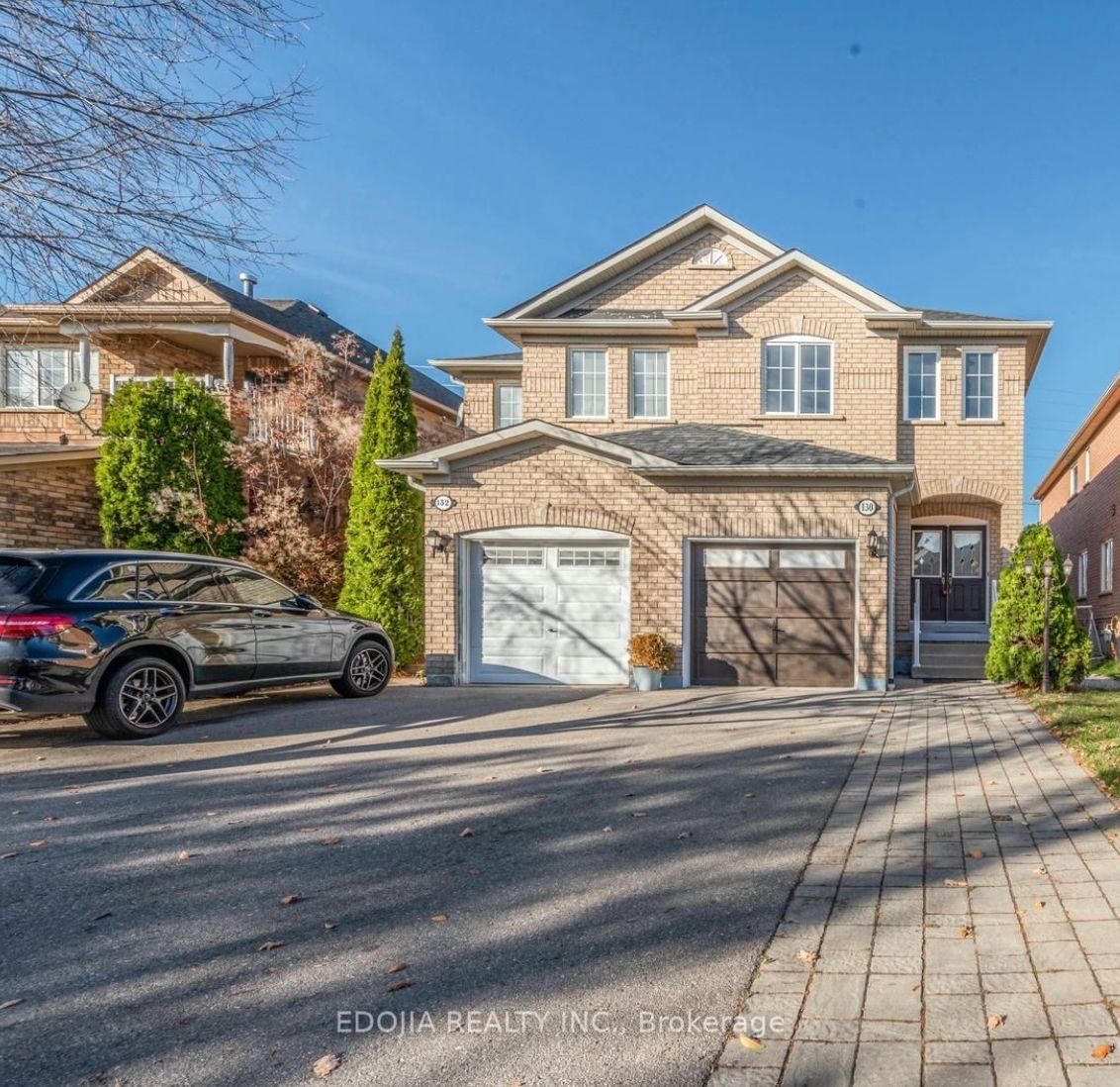 Semi-Detached House for lease at 130 Royal Appian Crescent, Vaughan, Patterson, L4K 5L7 - MLS: N11982289