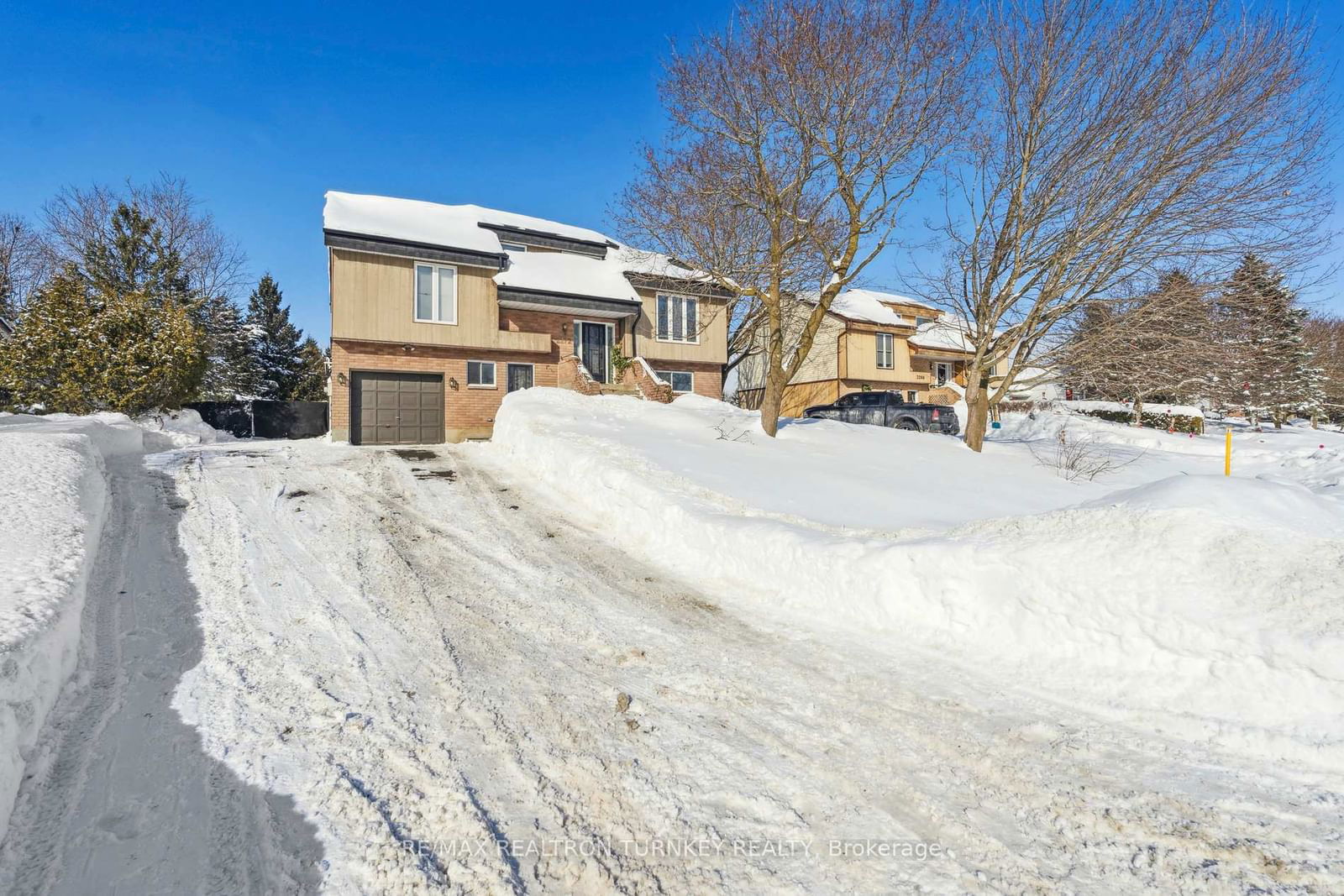 Detached House for sale at 2272 Scythes Street, Innisfil, Stroud, L9S 1G8 - MLS: N11982560