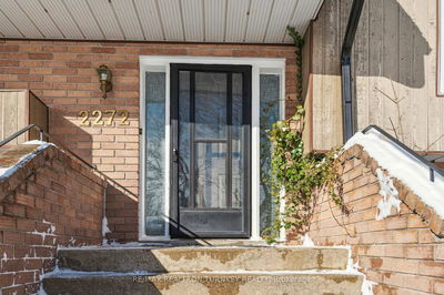 2272 Scythes St, Innisfil - Stroud image-0-2