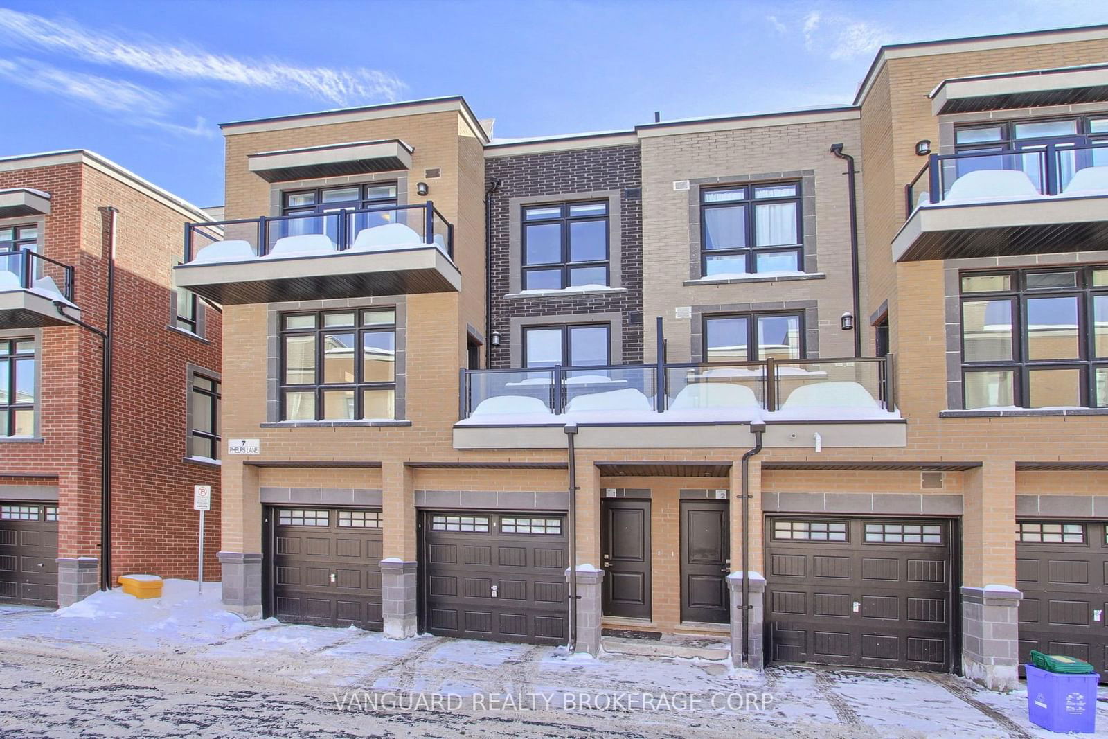 Townhouse for sale at Unit 1-7 Phelps Lane, Richmond Hill, Oak Ridges, L4E 1J4 - MLS: N11982573