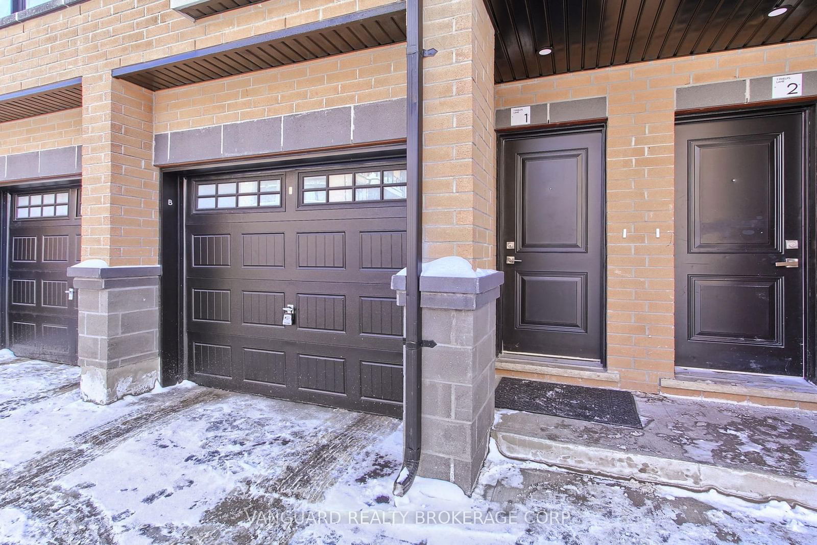 Townhouse for sale at Unit 1-7 Phelps Lane, Richmond Hill, Oak Ridges, L4E 1J4 - MLS: N11982573