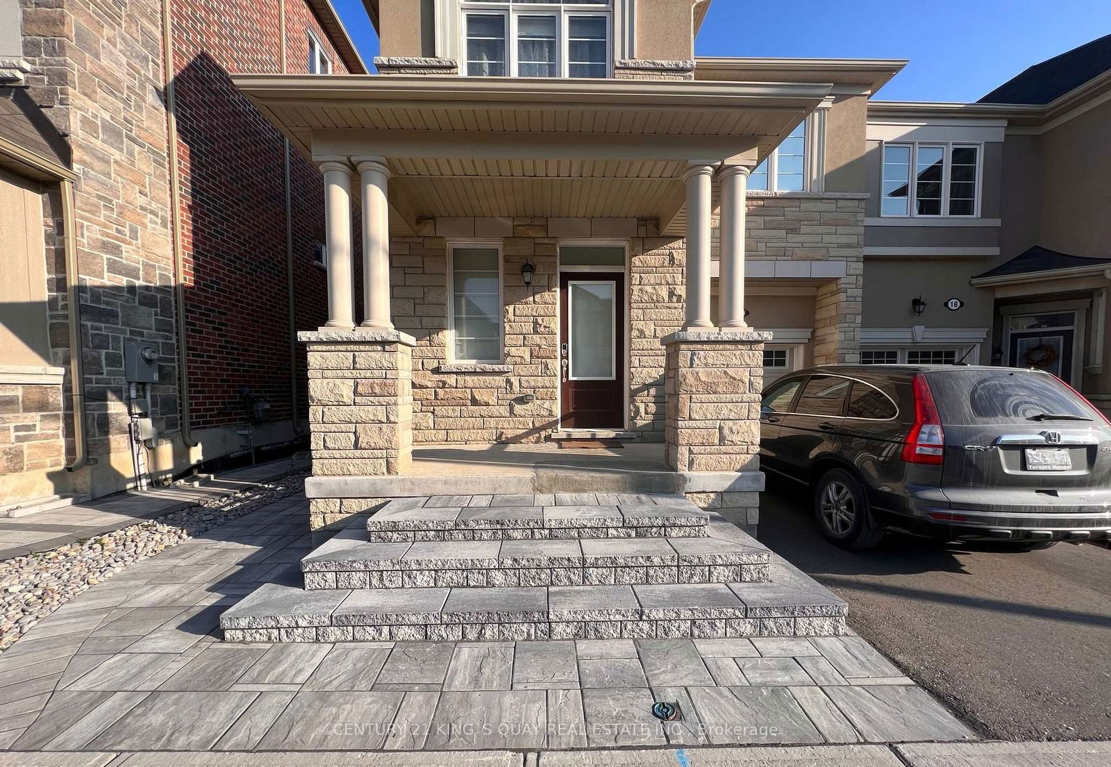 Townhouse for sale at 20 Ness Drive, Richmond Hill, Rural Richmond Hill, L4S 0J9 - MLS: N11982633