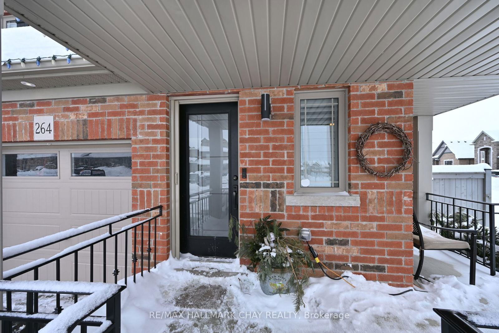 Townhouse for sale at 264 Hutchinson Drive, New Tecumseth, Alliston, L9R 0H1 - MLS: N11982657