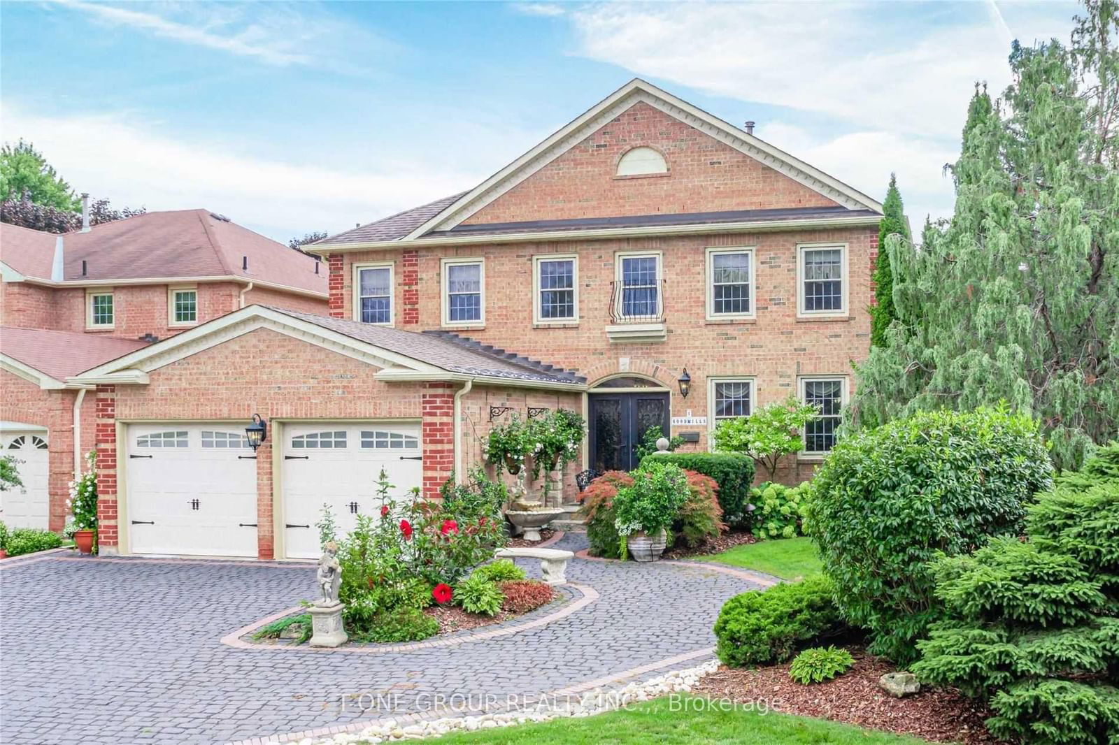 Detached House for sale at 1 Goodmills Court, Markham, Unionville, L3R 7M4 - MLS: N11982881