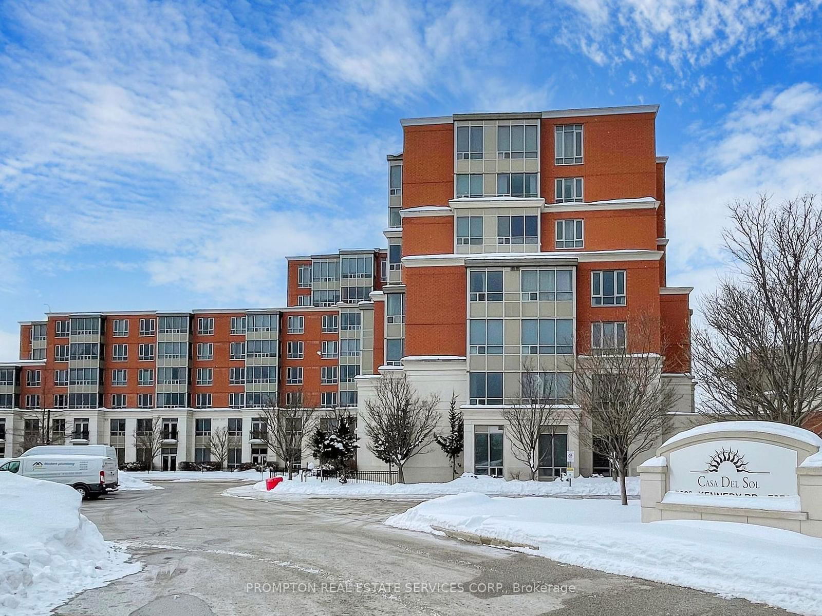 Condo for sale at 719-7363 Kennedy Road, Markham, Milliken Mills East, L3R 1G8 - MLS: N11982920