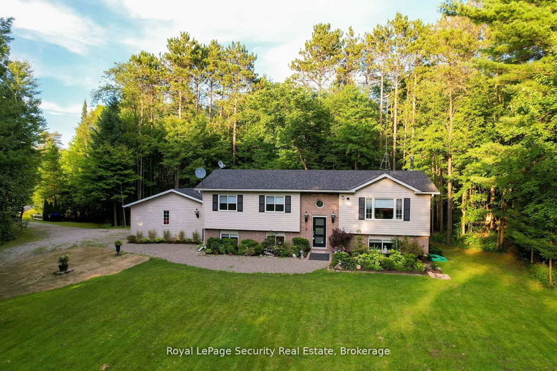 home for sale on 7458 5th Line