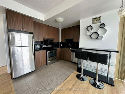 Unit 522 — 8323 Kennedy Rd, Markham - Village Green-South Unionville image-0-4