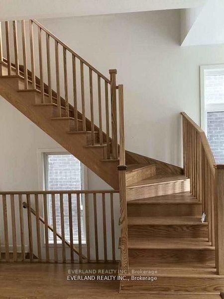 home for lease on 138 Pageant Avenue