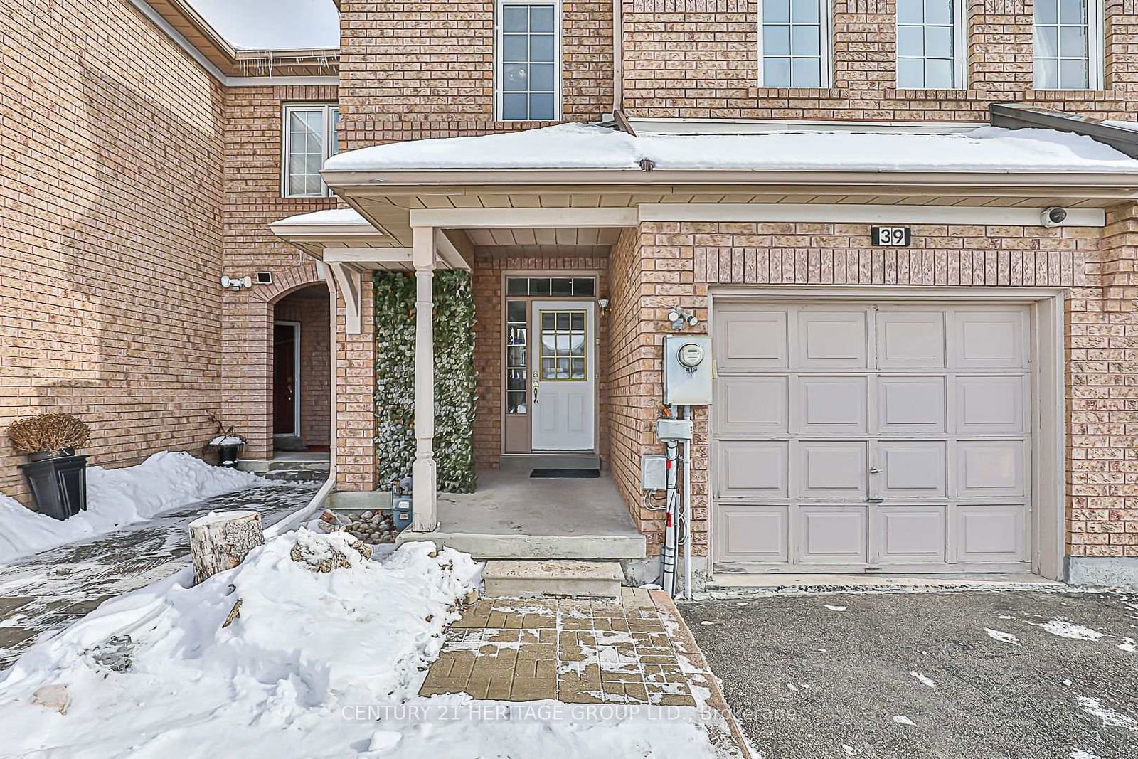 Townhouse for sale at 39 Craddock Street, Vaughan, Maple, L6A 2R6 - MLS: N11983414