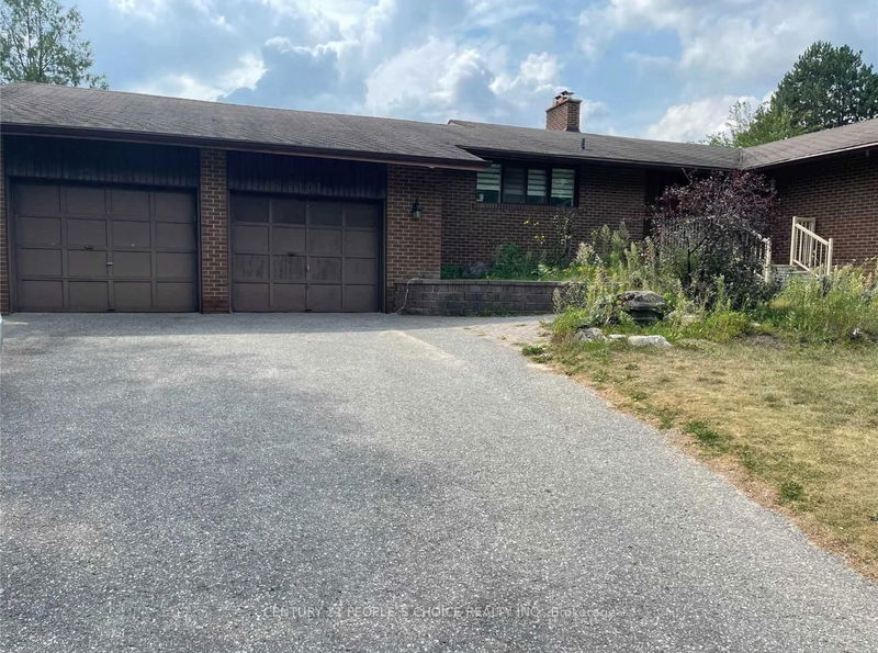 home for lease on 101 Putting Green Crescent