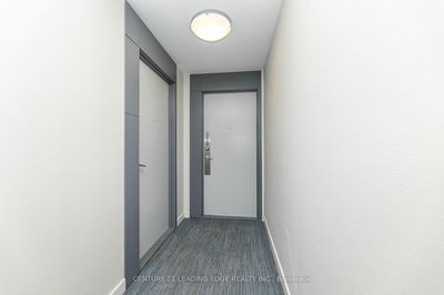 Unit 1208 — 55 Oneida Cres, Richmond Hill - Langstaff image-0-1