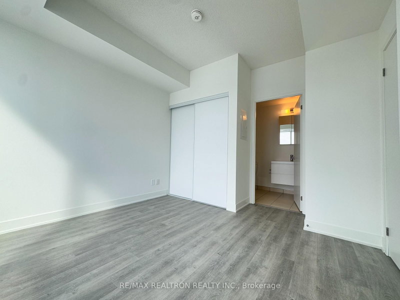 Room1