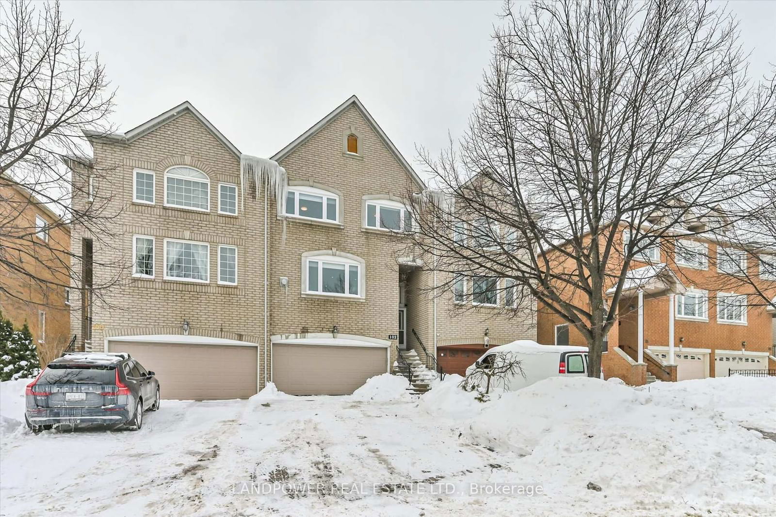 Townhouse for sale at 102 Leitchcroft Crescent, Markham, Commerce Valley, L3T 7T9 - MLS: N11983700