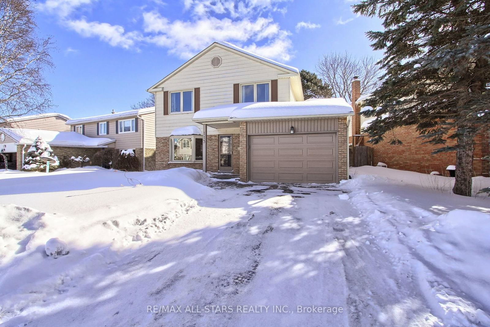 Detached House for sale at 113 Lowe Boulevard, Newmarket, Huron Heights-Leslie Valley, L3Y 5T3 - MLS: N11983883