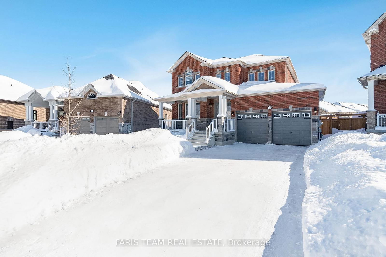 Detached House for sale at 1606 Rizzardo Crescent, Innisfil, Alcona, L9S 0L7 - MLS: N11984123