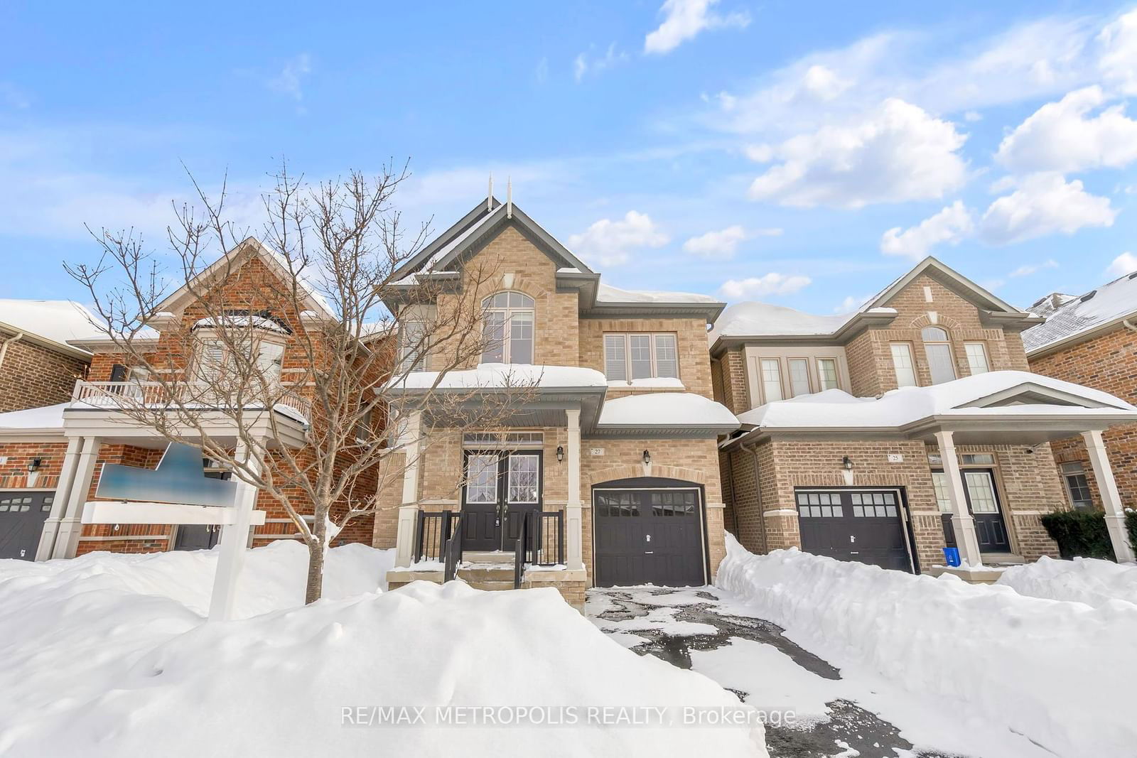 Detached House for sale at 27 Dunedin Drive, Vaughan, Kleinburg, L4H 3Y3 - MLS: N11984456